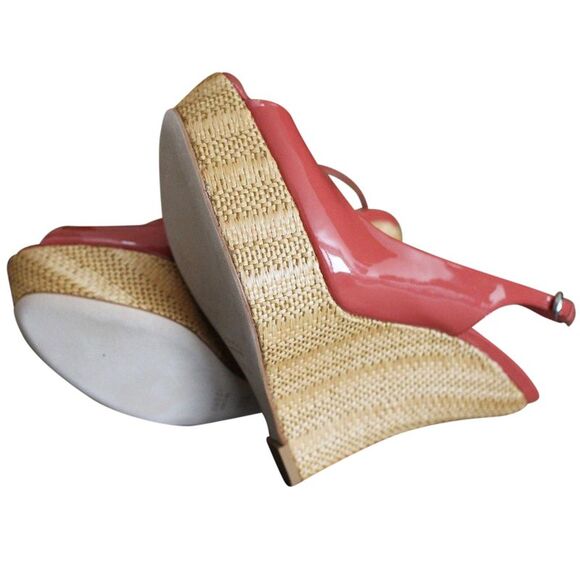 Gucci Women's Coral Patent Leather Platforms Wedges Shoes(39.5 G / 9.5 US) - Picture 6 of 8